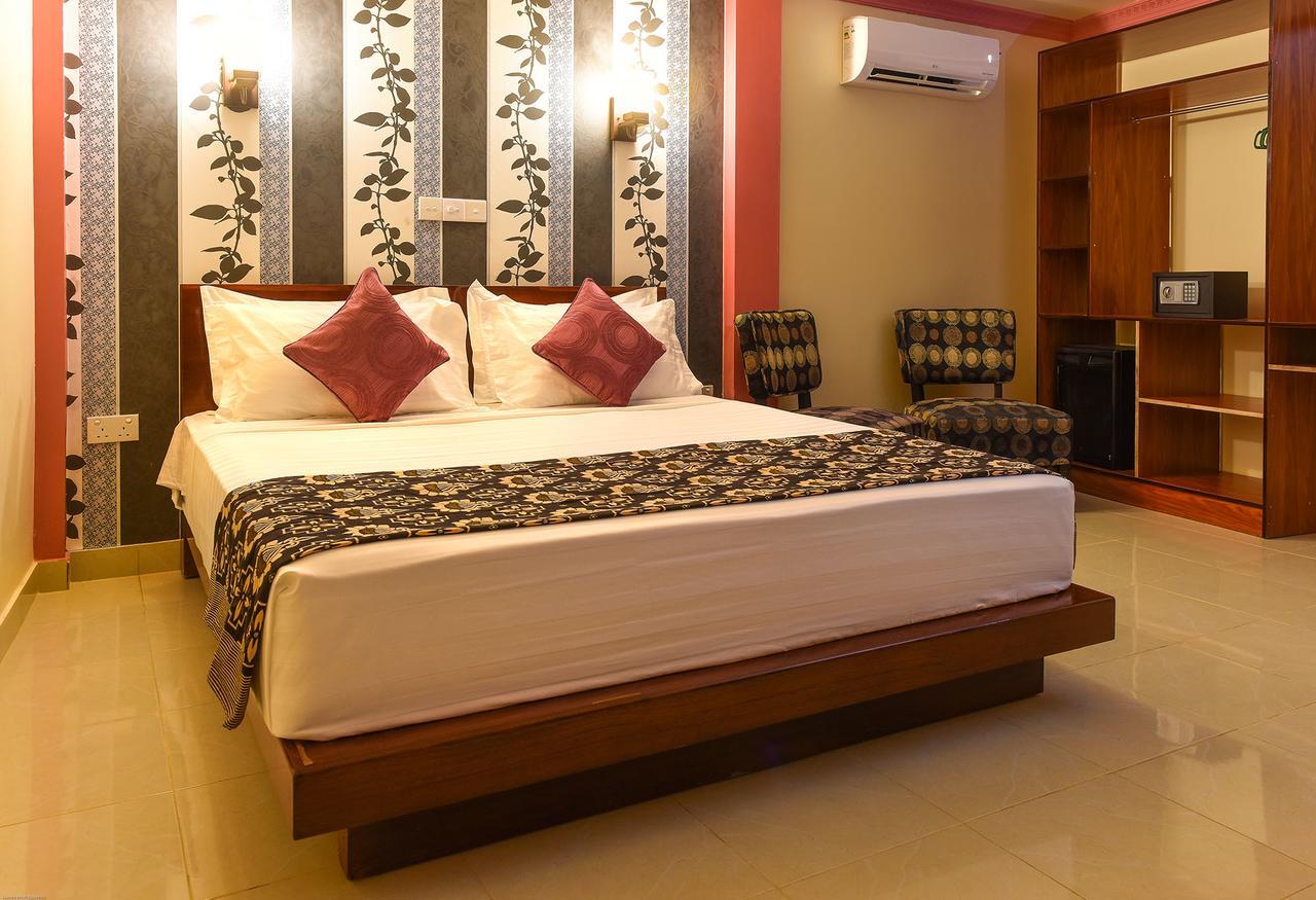 Surfretreat Hotel Bodufolhudhoo Eksteriør billede